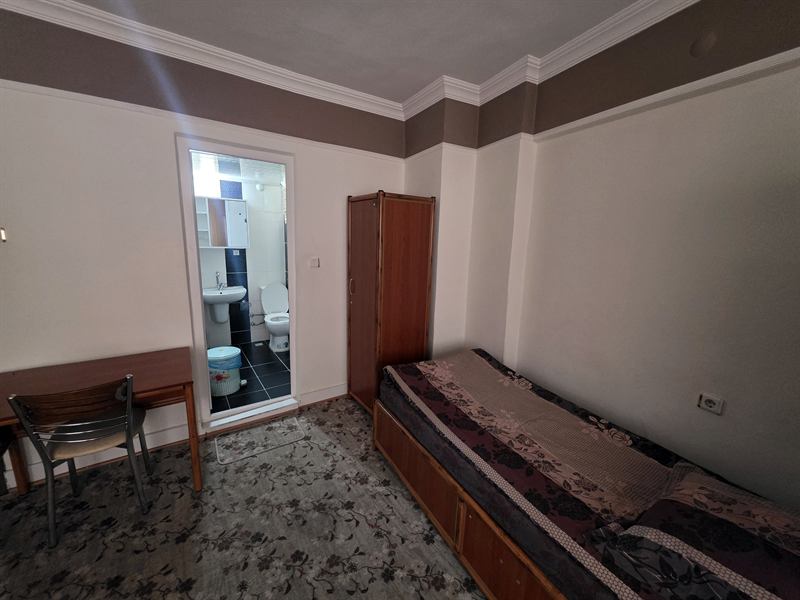 Burdur erkek pansiyon oda içi banyolu tek kişilik oda